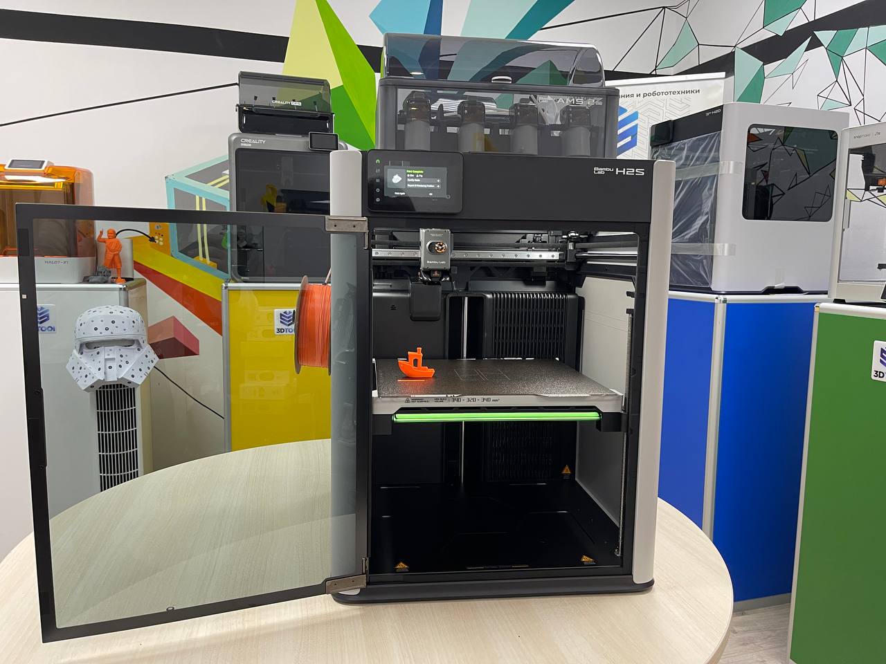 Фото 3D принтер Bambu Lab H2S AMS 2 PRO Combo (EU)